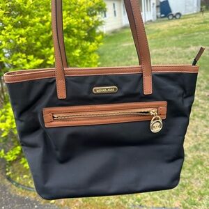 Michael Kors black shoulder purse